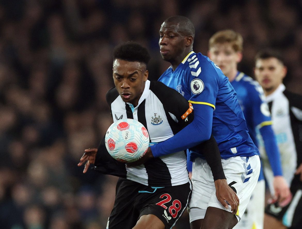Downie drops Newcastle claim on Willock