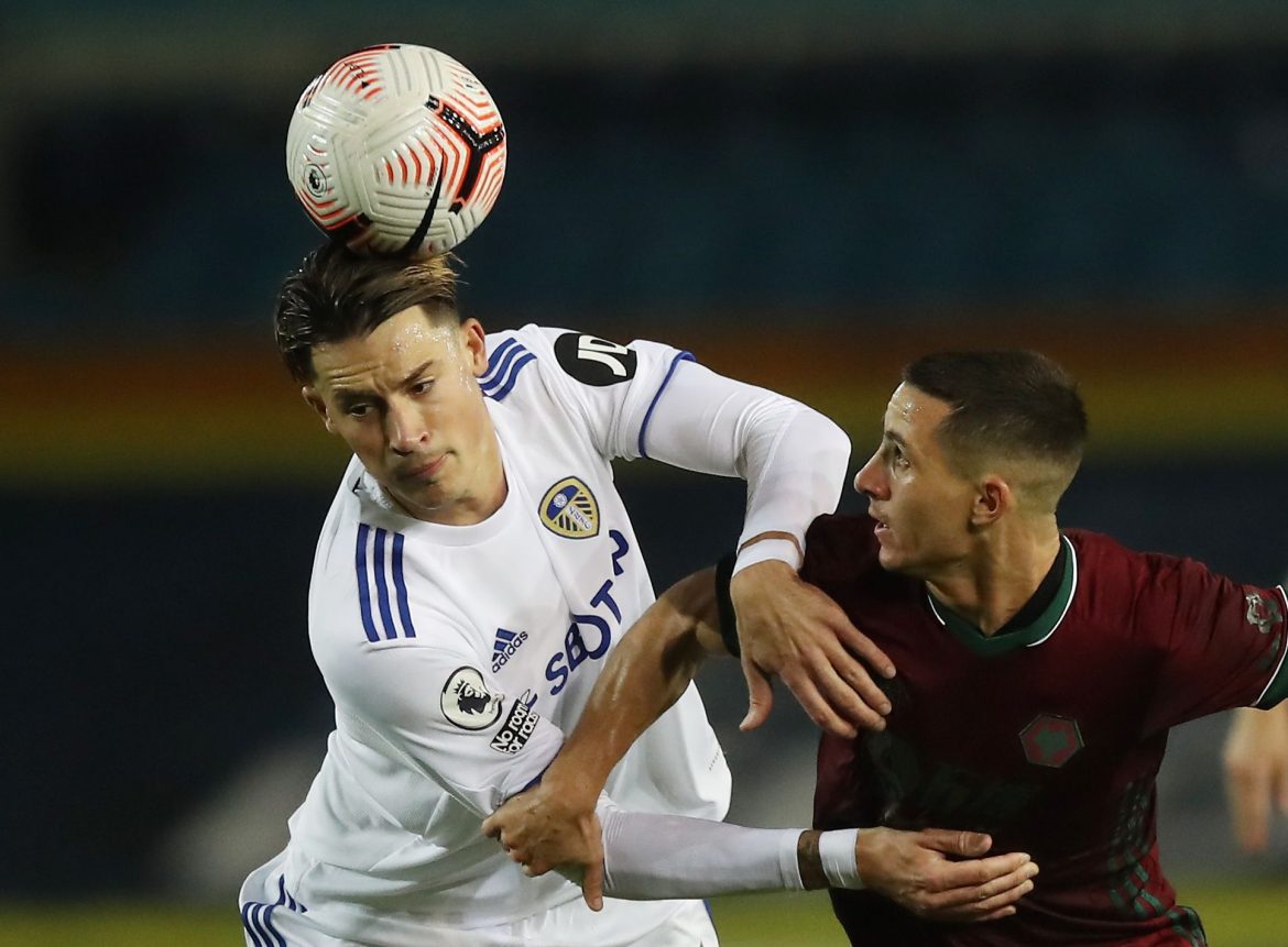 Marcelo Bielsa may be forced to make big Leeds squad call on Robin Koch
